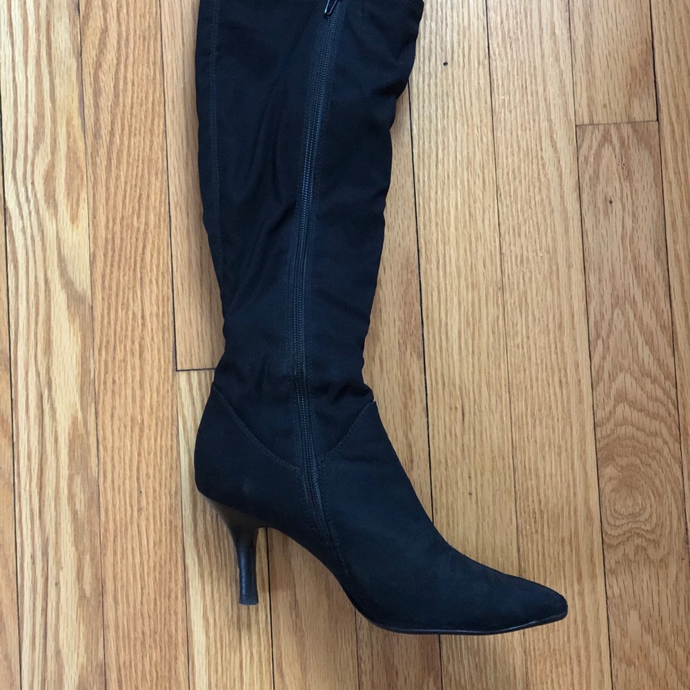 Ann Klein Tall Heeled Boots - Picture 4 of 9